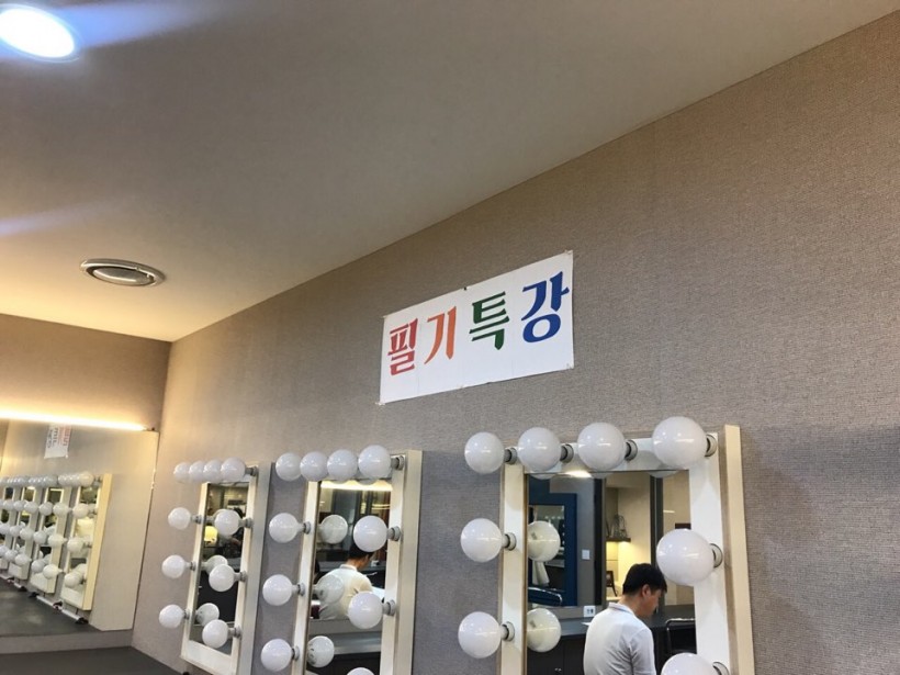 70debe41e6a5e7cbbc36ed03b299fcea_1536825